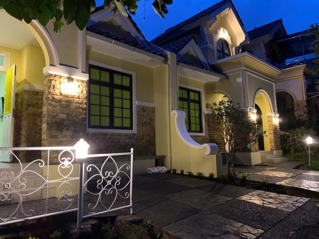 Villa Kota Bunga Cipanas 3 Kamar Baru Renovasi Full Wifi Cikundul Exterior foto
